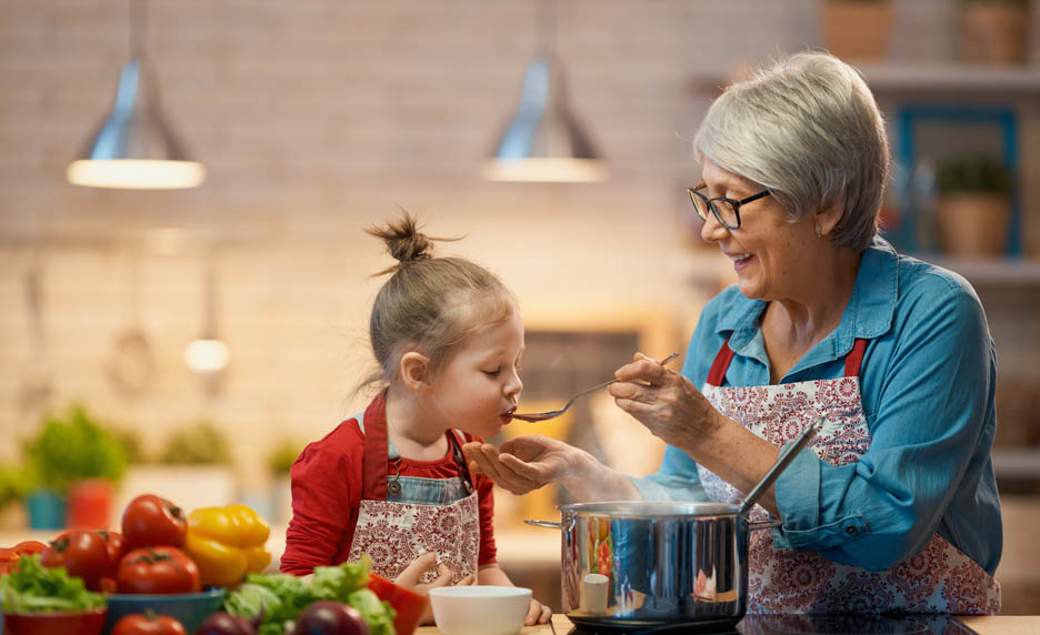 Un programme familial d’éducation sensorielle pour augmenter les consommations de fruits et légumes 