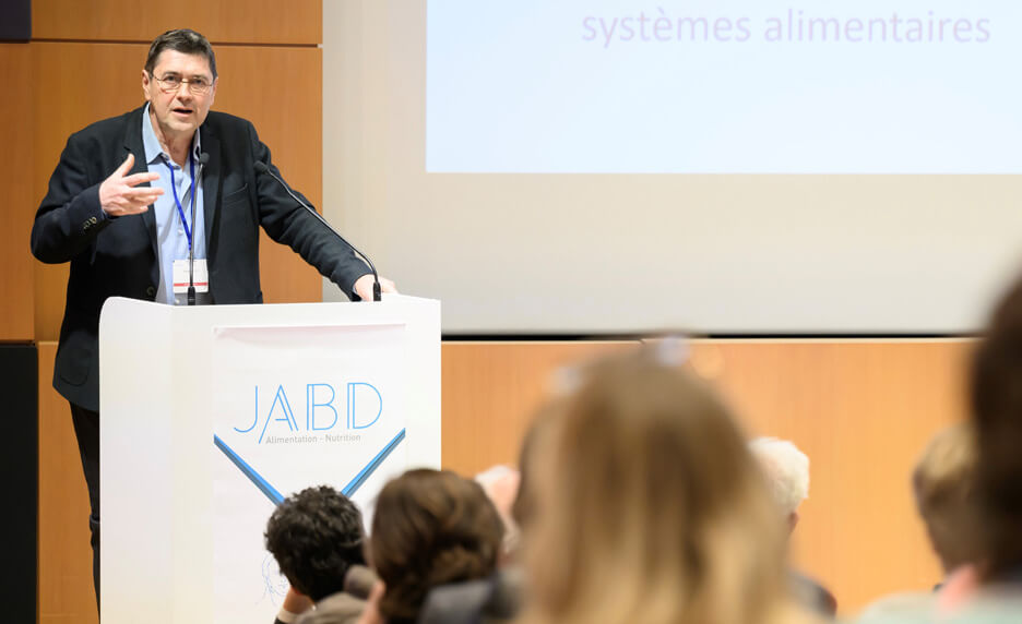 « Construire un nouveau contrat social de l’alimentation. »