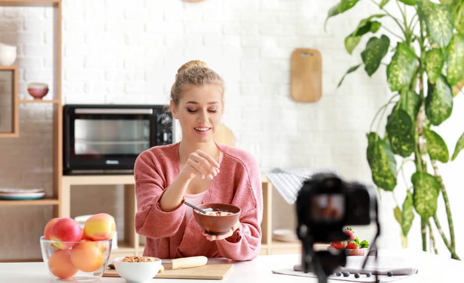 Réseaux sociaux : aider les jeunes adultes face aux contenus nutritionnels | Cultures Sucre