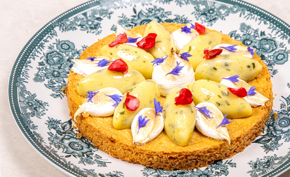 Tarte au citron meringuée réalisée par Noëmie Honiat lors de la première édition de la Semaine de la Patisserie organisé par Cultures Sucre