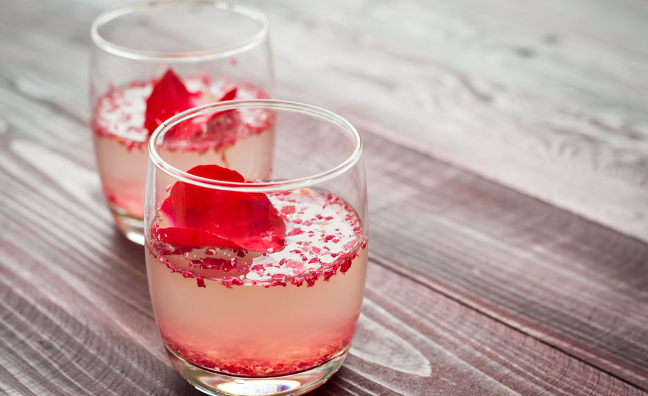 Cocktail rose au thé vert